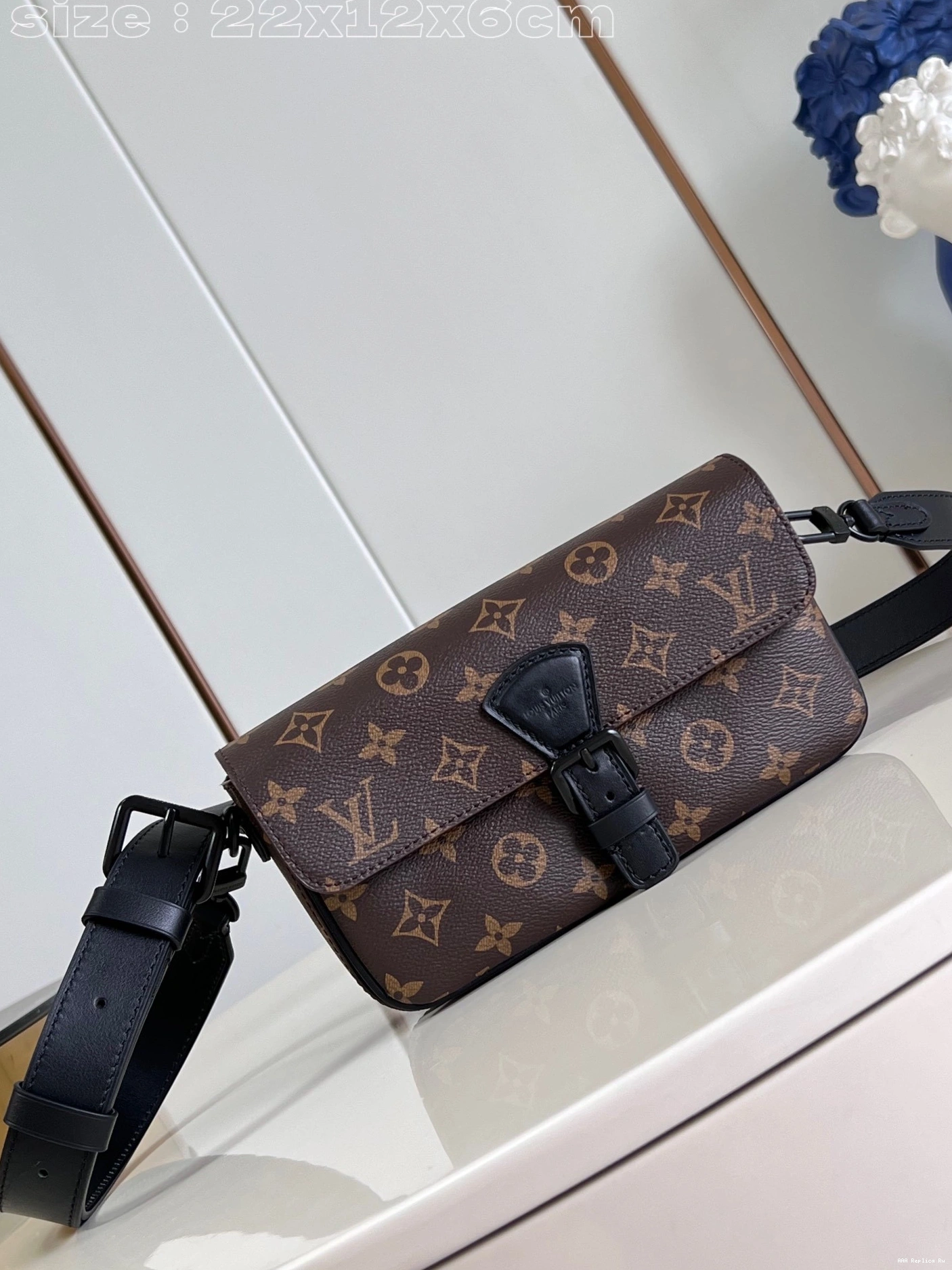 AAA Replica Ru LOUIS VUITTON Wallet Montsouris Wearable 0807